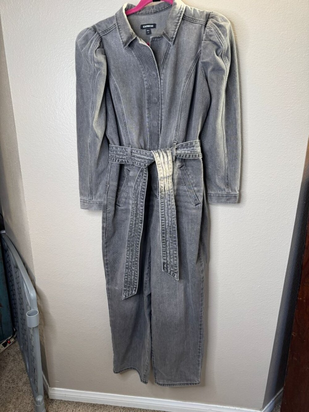 Express Womens Gray Denim Jumpsuit Size 12 Long Sleeve Collared Button-Up Belted - Picture 2 of 7